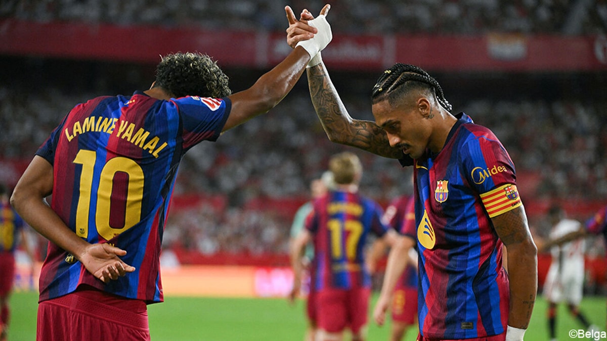 Opnieuw een drieklapper! Onstuitbare Raphinha leidt Barça naar 21 op 21 in Sevilla
