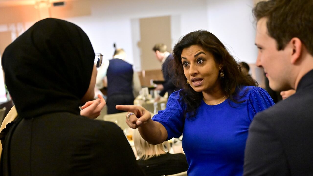 "Dit doet me denken aan nazi-praktijken": Jinnih Beels woedend over politiek akkoord om haar uit provinciebestuur Antwerpen te zetten