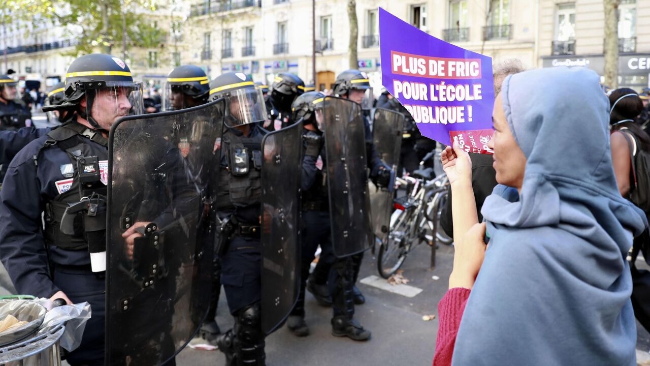 Franse premier spreekt bevolking straks toe over protesten, ook in Brussel komen scholieren op straat