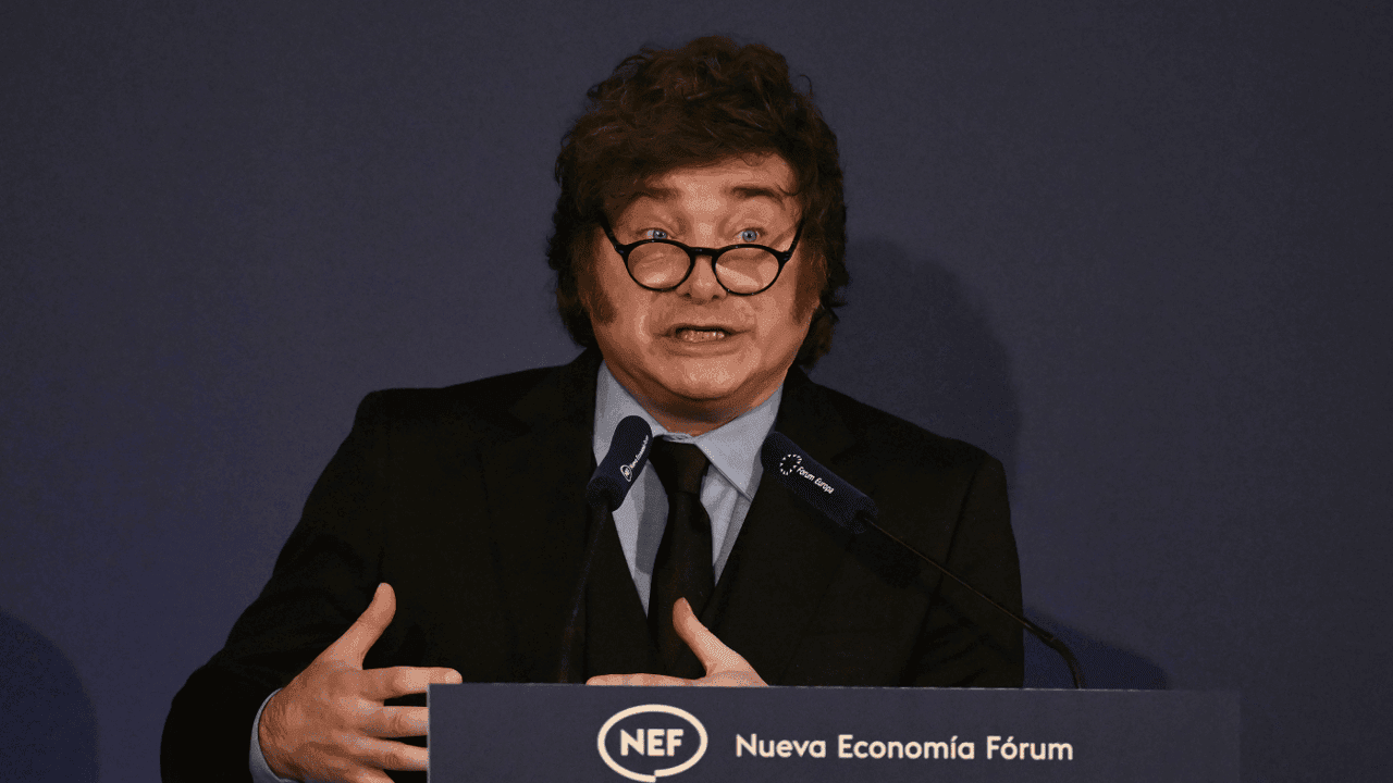 "Premier Sánchez is smerige dictator": president Milei van Argentinië mengt zich in kiescampagne in Spanje