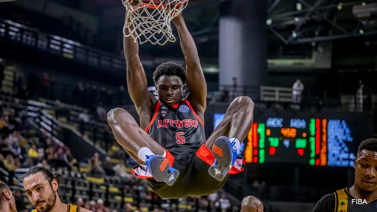 2 op 2 voor Antwerp Giants: ze maken in Athene korte metten met verliezende Champions League-finalist van vorig seizoen