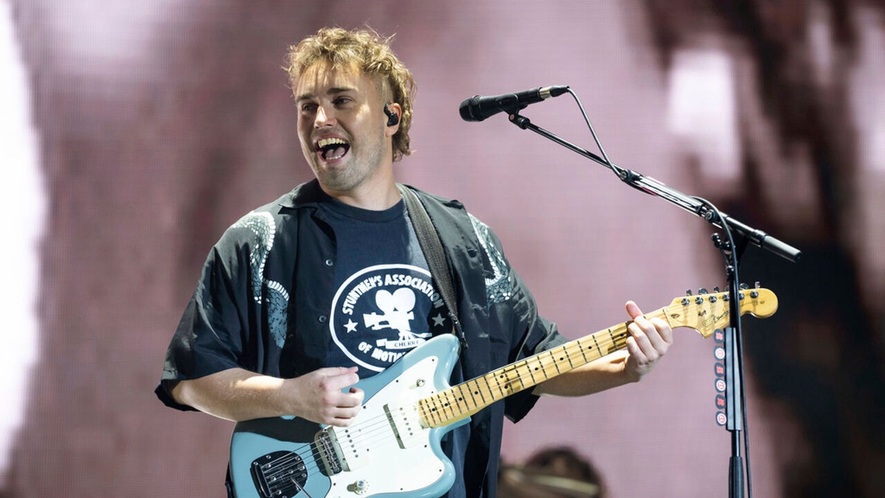 Herkansing? Rock Werchter kondigt Sam Fender aan in heuse 'Lord of the rings'-video