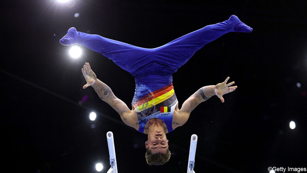 Belg Victor Martinez valt 2 keer in allroundfinale, indrukwekkende Hashimoto verovert 4e wereldtitel op rij