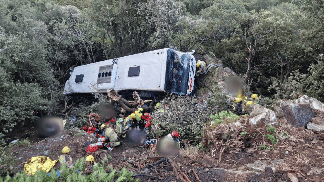 80 gewonden na busongeval bij natuurpark Montseny in Catalonië: bus stort 20 meter naar beneden