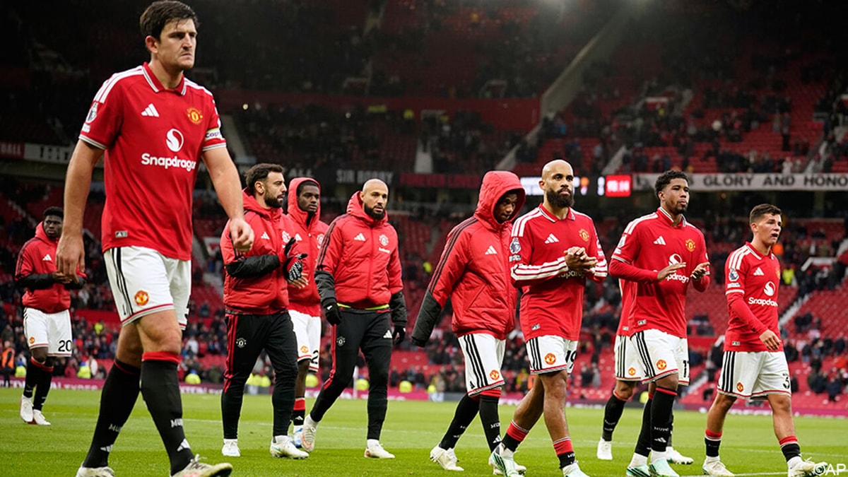 Het gaat van kwaad naar erger met Manchester United: "Ik heb het zelden zo slecht geweten, maar het gaat echt niet over de coach"
