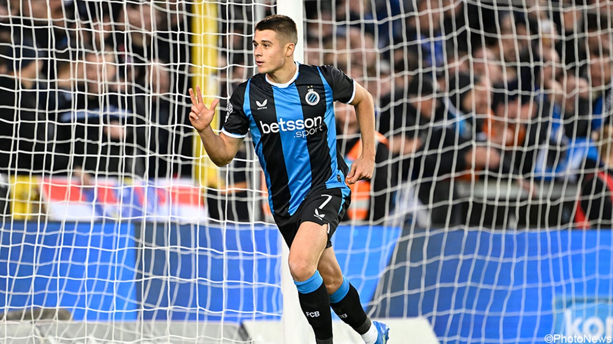 Tresoldi knalt Club Brugge met hattrick voorbij moedig STVV naar voorlopige leidersplaats, stevig opstootje na laatste fluitsignaal