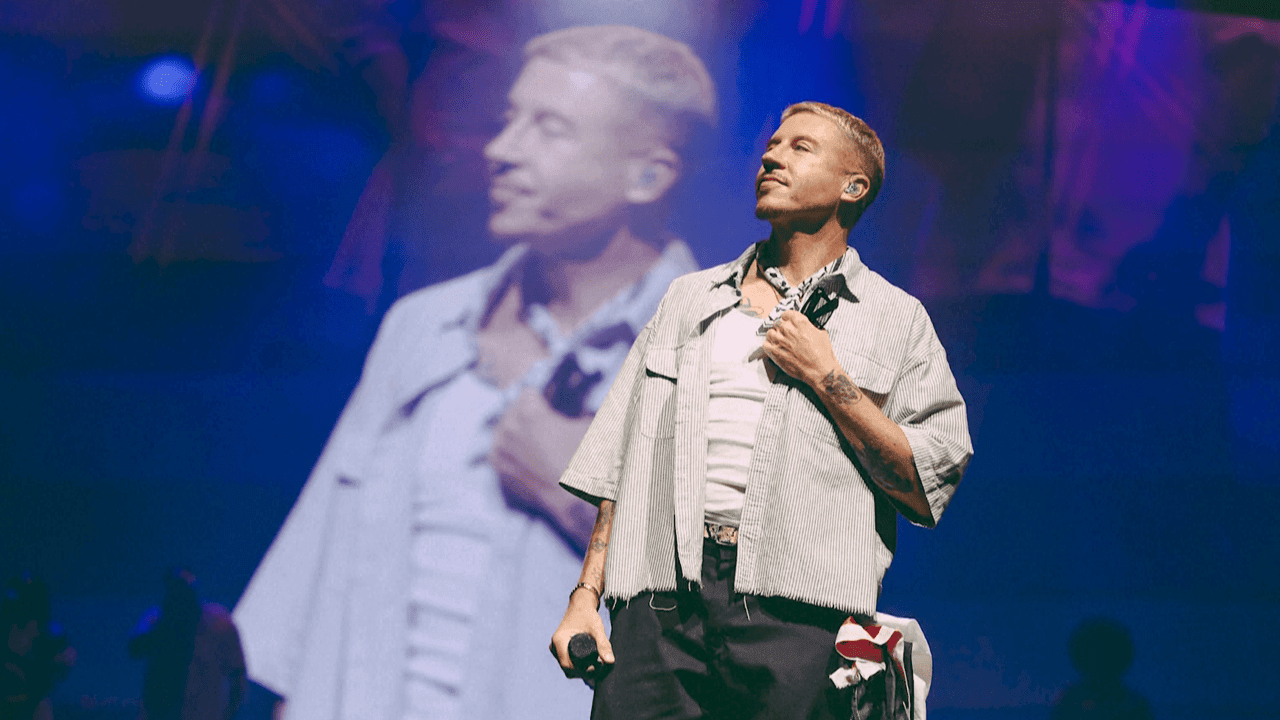 Macklemore start in Dublin 'Free Palestine'-minitournee: "Die 2 woorden zijn geworteld in liefde en bevrijding"