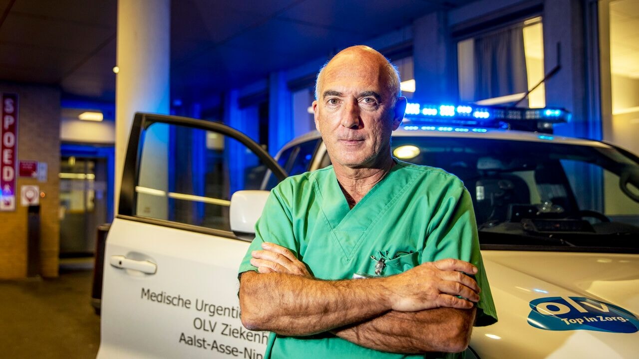 Ervaren spoedarts Ignace Demeyer na treinramp in Spanje: "Mensen overschatten paniek, maar onderschatten de mentale impact"